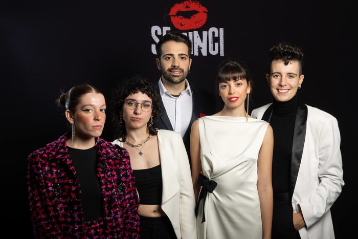 equipo-de-gallo-rojo-en-seminci.jpg